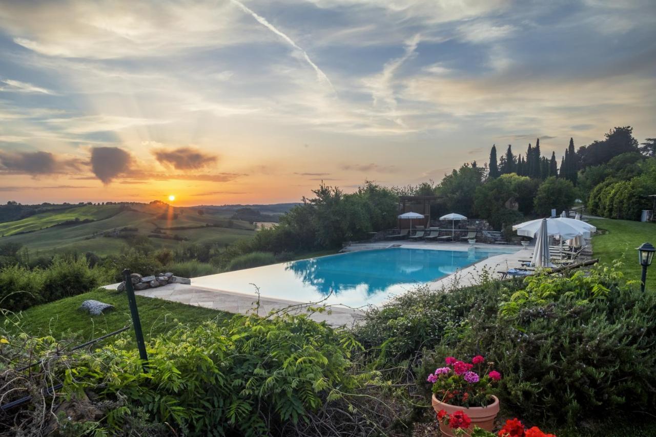 Borgo Laticastelli Hotel Rapolano Terme Eksteriør billede